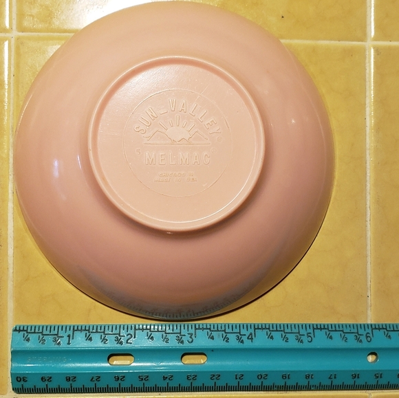 SUN VALLEY 5- ¼ “ Melmac VTG MCM Berry Bowls - Set of 3 - Picture 5 of 8